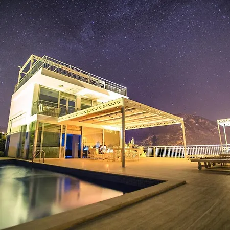 Infinity Kalkan